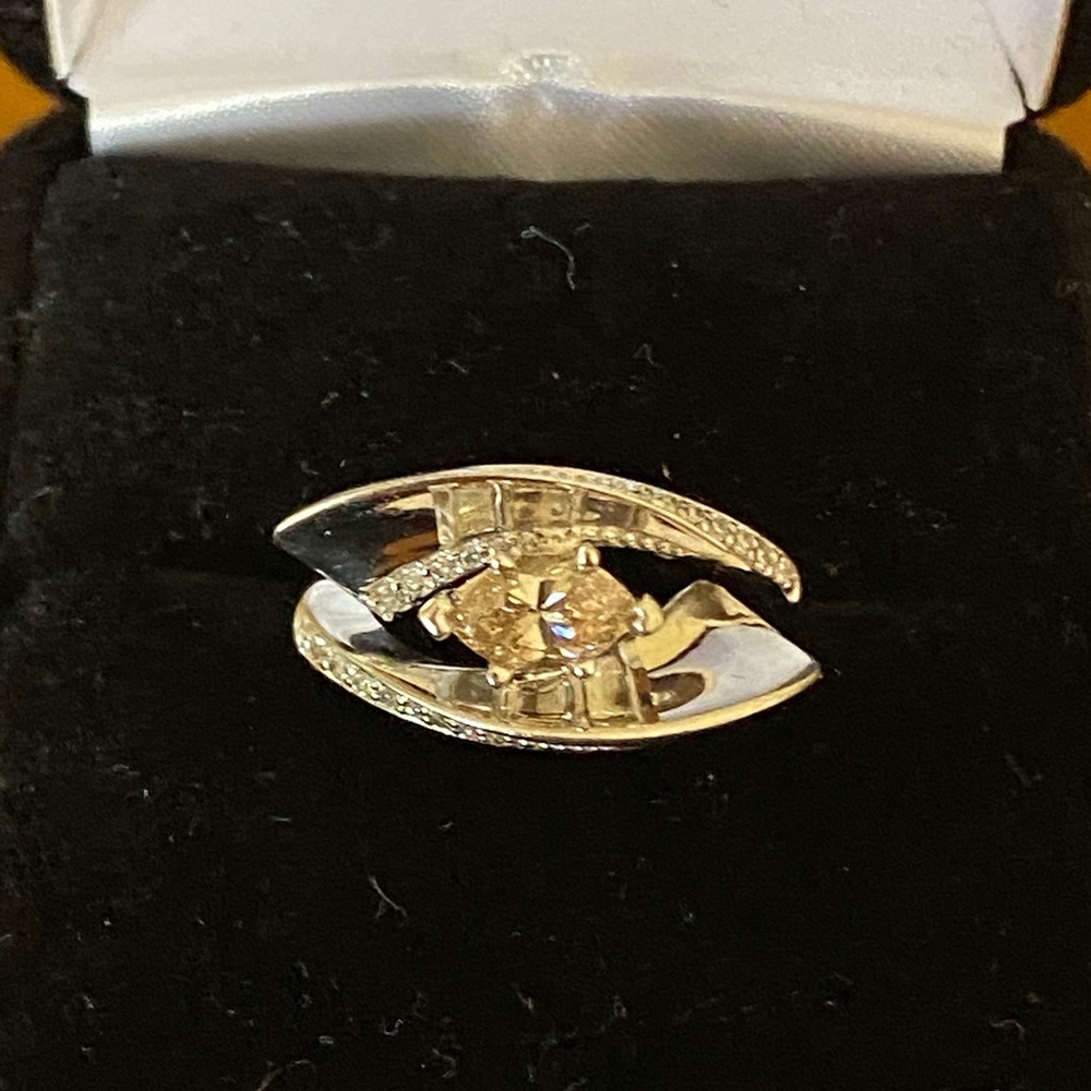 14k White Gold Earth-Mined Champagne Diamond Ring .72 tdw (size 4.5)